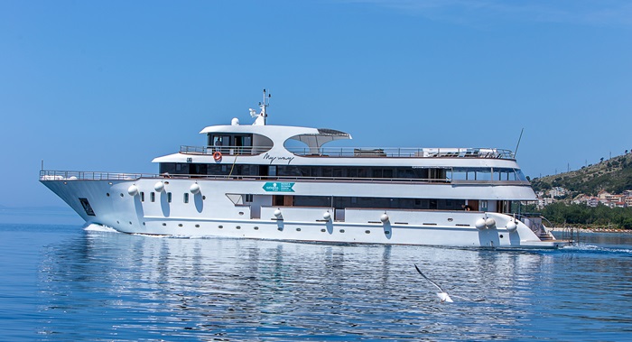 MV My Way, Ship Exterior