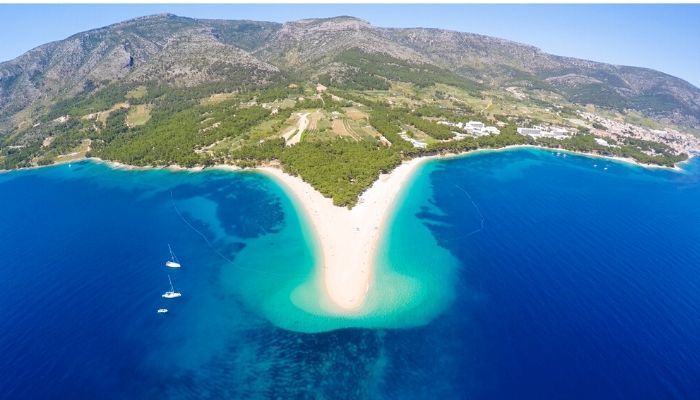 Brac, Zlatini rat beach