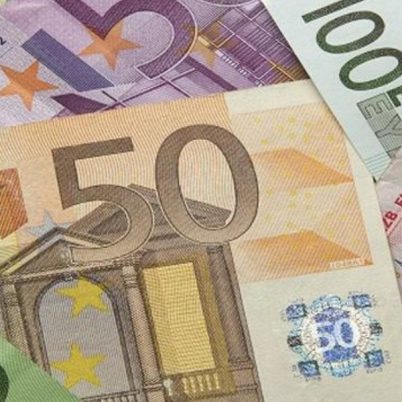 Euro Notes Banner