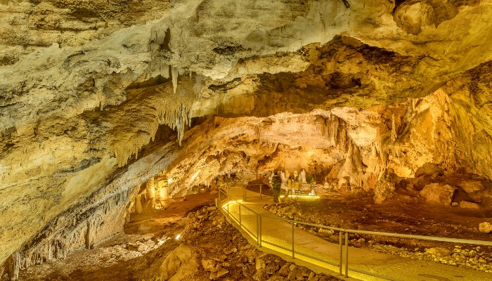 Lipa Cave