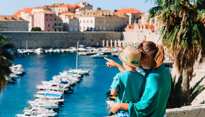 Mother and child in Dubrovnik