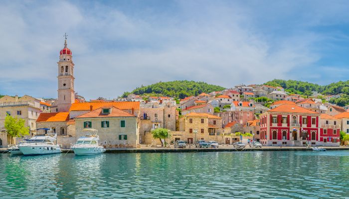 Pucisca, Brac Island