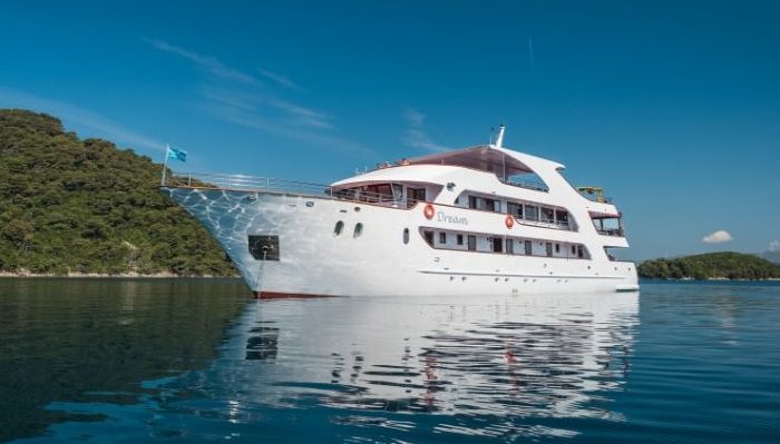 Superior Cruise Ship, Croatia small ship cruise, Unforgettable Croatia